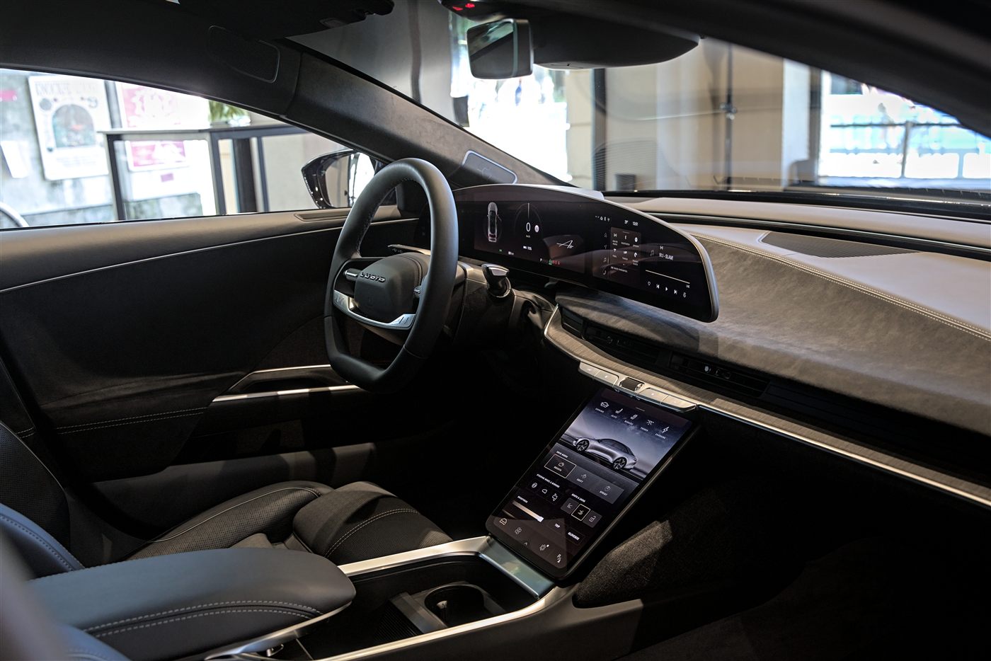 2025 Lucid Air Grand Touring — photo 3
