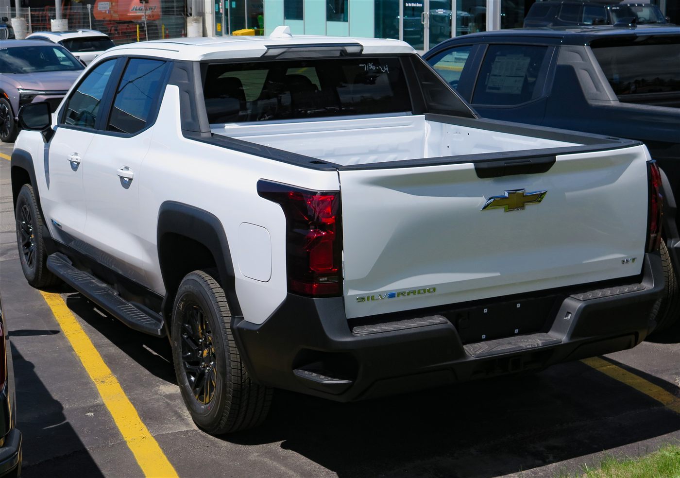 2025 Chevrolet Silverado EV RST First Edition — photo 2
