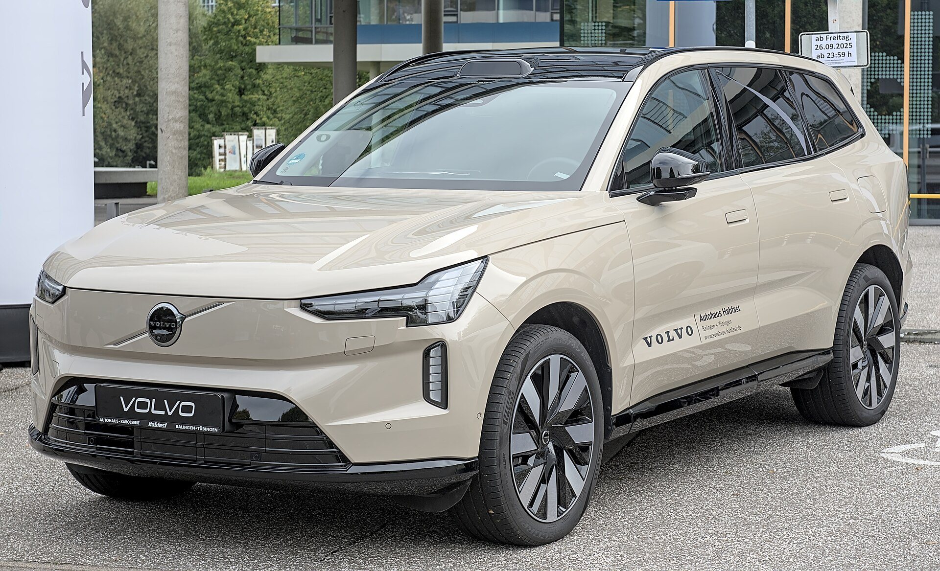 2026 Volvo EX90